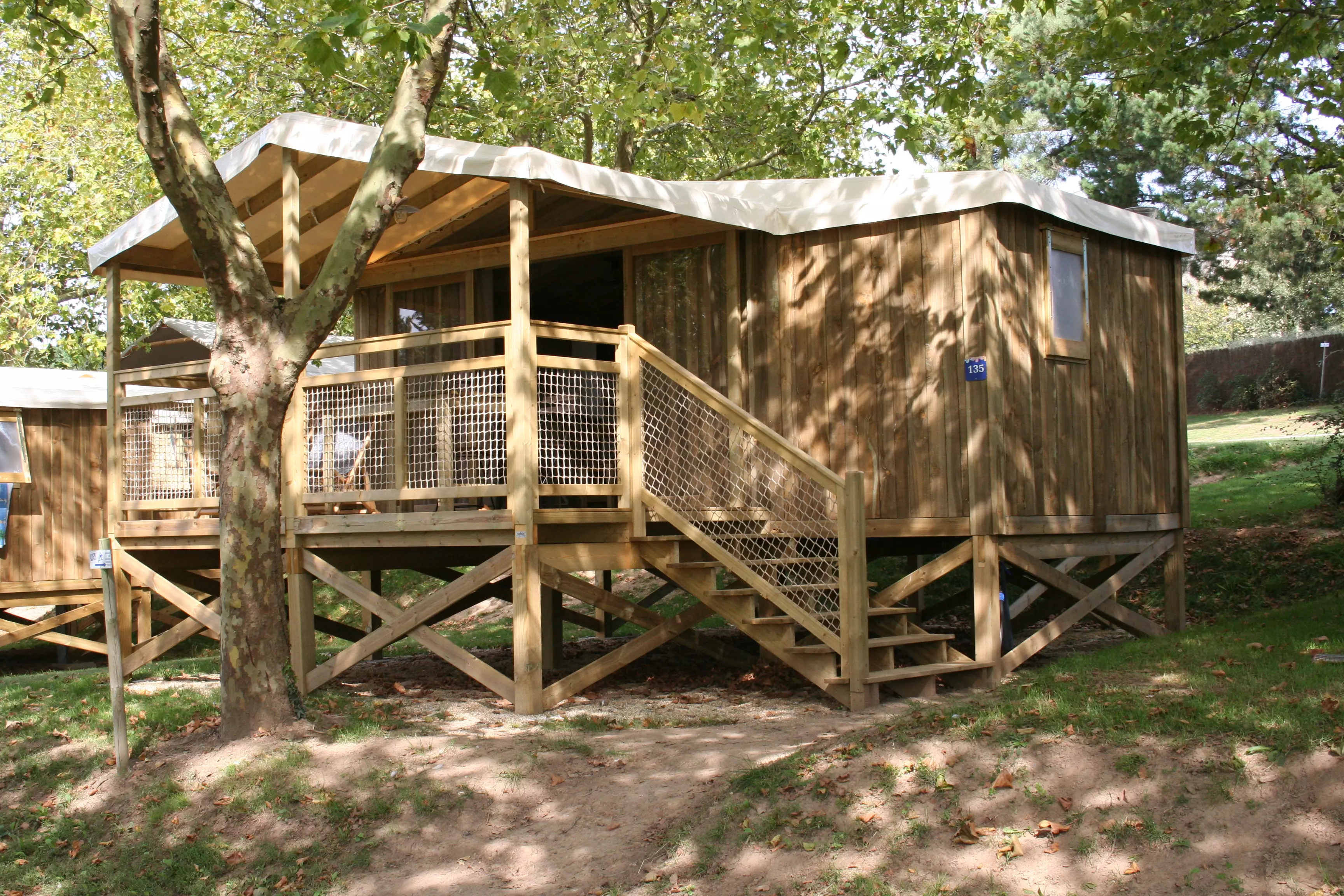 Cabane Lodge - Cosy Flower ext