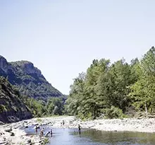 Campings pour la pêche Flower Campings le Plan d'Eau la rivière