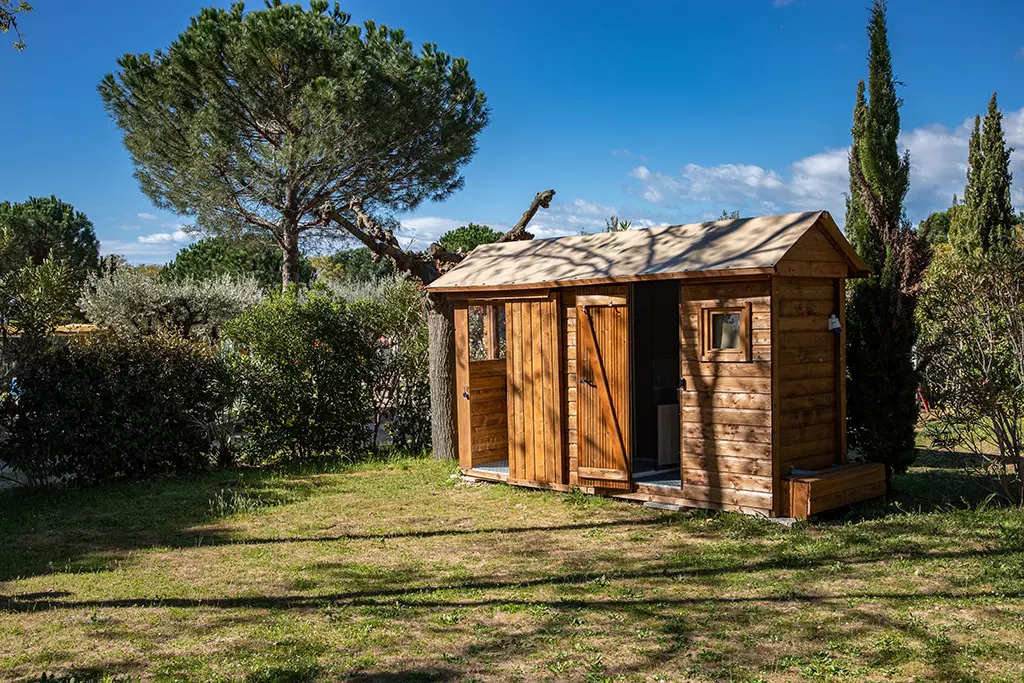  CAMPING MAS DE MOURGUES R