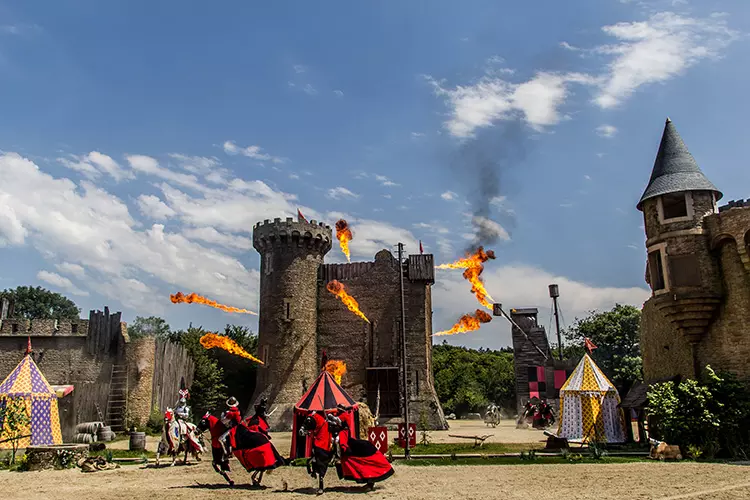 Camping en Vendée proche du Puy du Fou