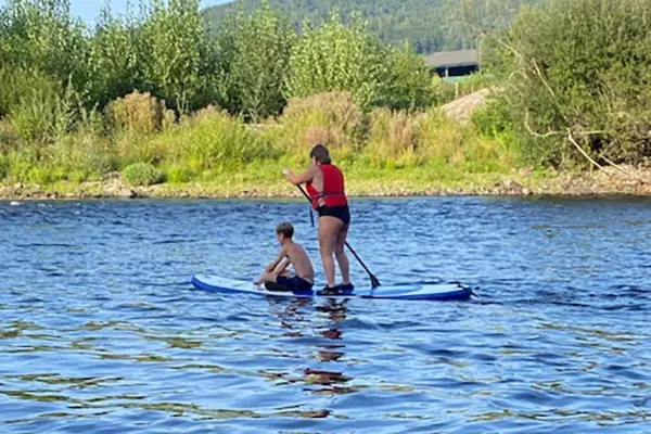 camping echo du malpas bord de riviere
